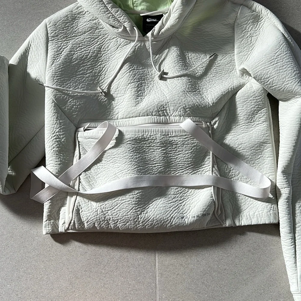 NIKE Sportswear Tech Pack Women's Hoodie Cropped Sweatshirt!